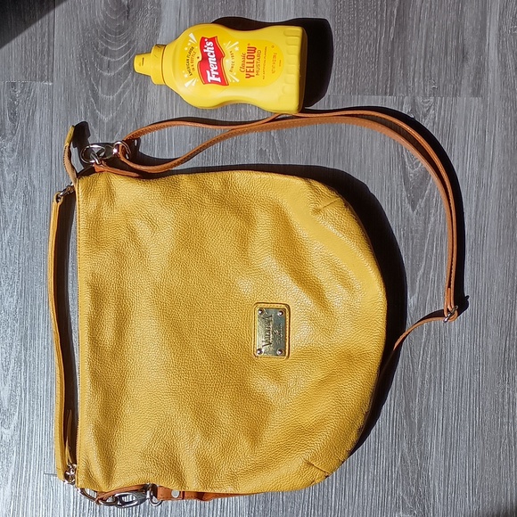 Valentina Yellow/Mustard Pebble Leather Handmade in Italy purse - Picture 6 of 6